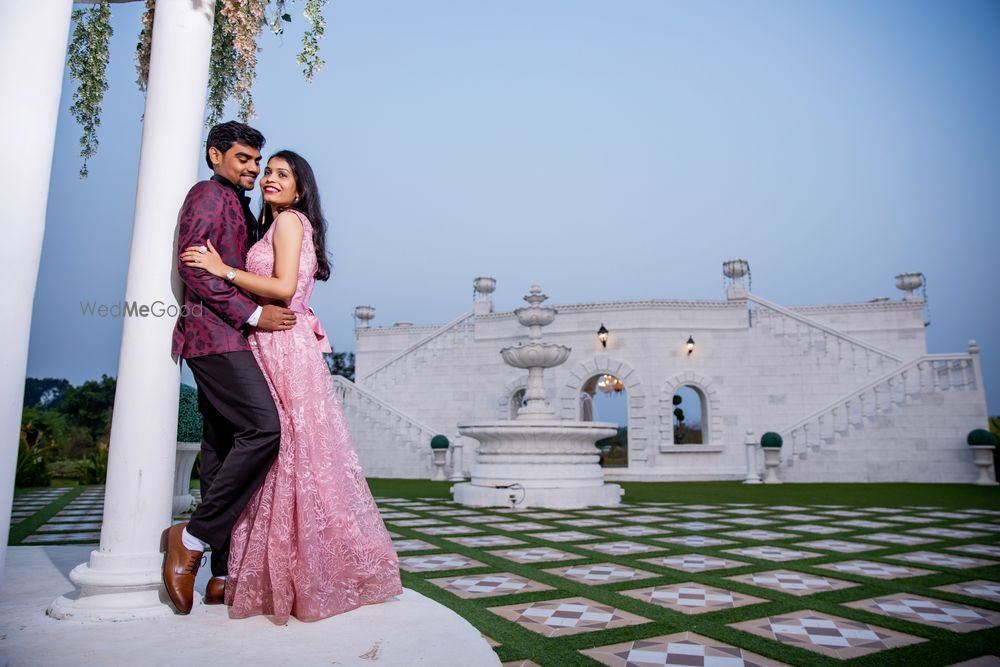 Photo From Khushboo + Nimish Pre-wedding - By Dream Wedding Studio