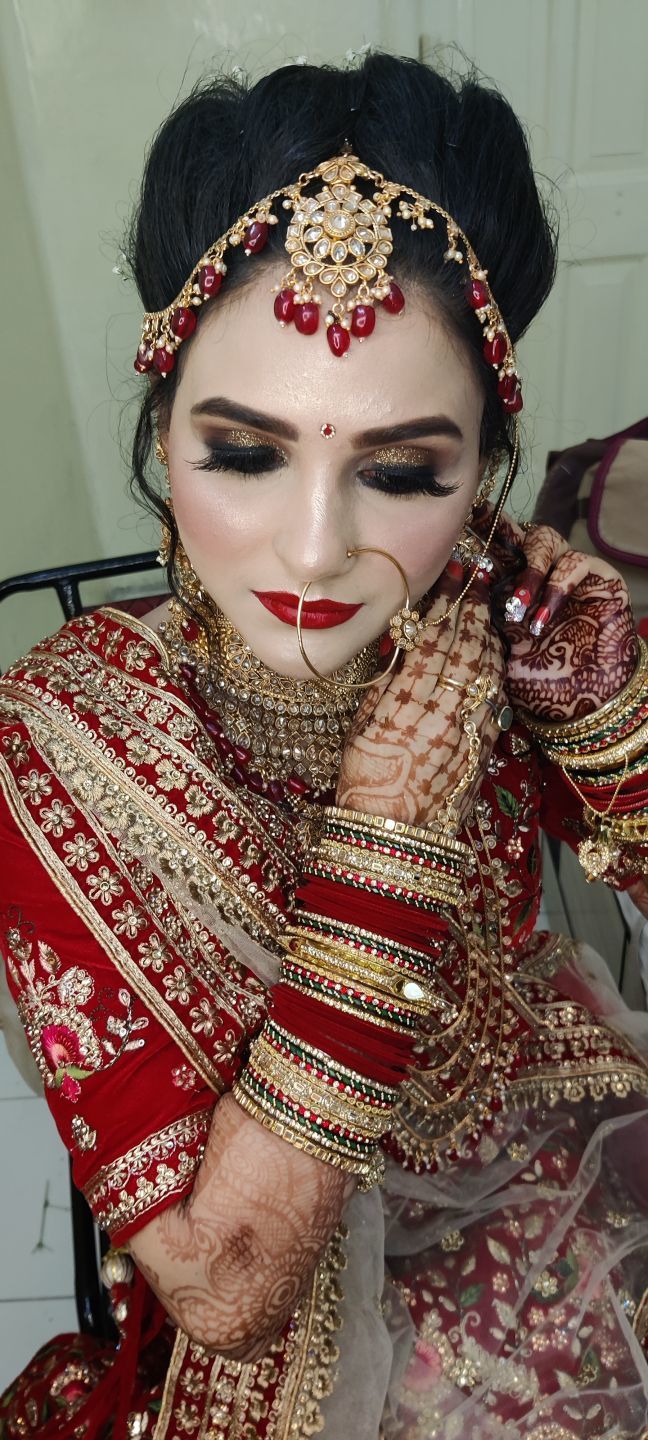 Photo From Bride Medhavi - By Makeovers by Vaishnavi