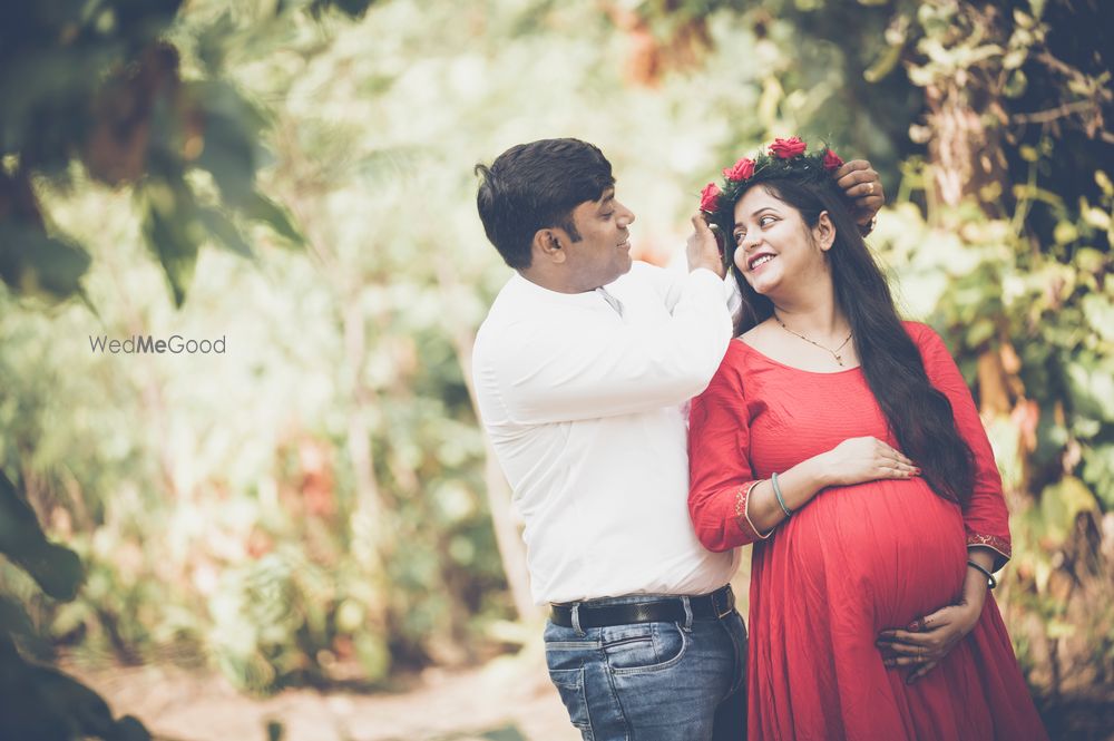 Photo From Maternity shoot - By moments click photography