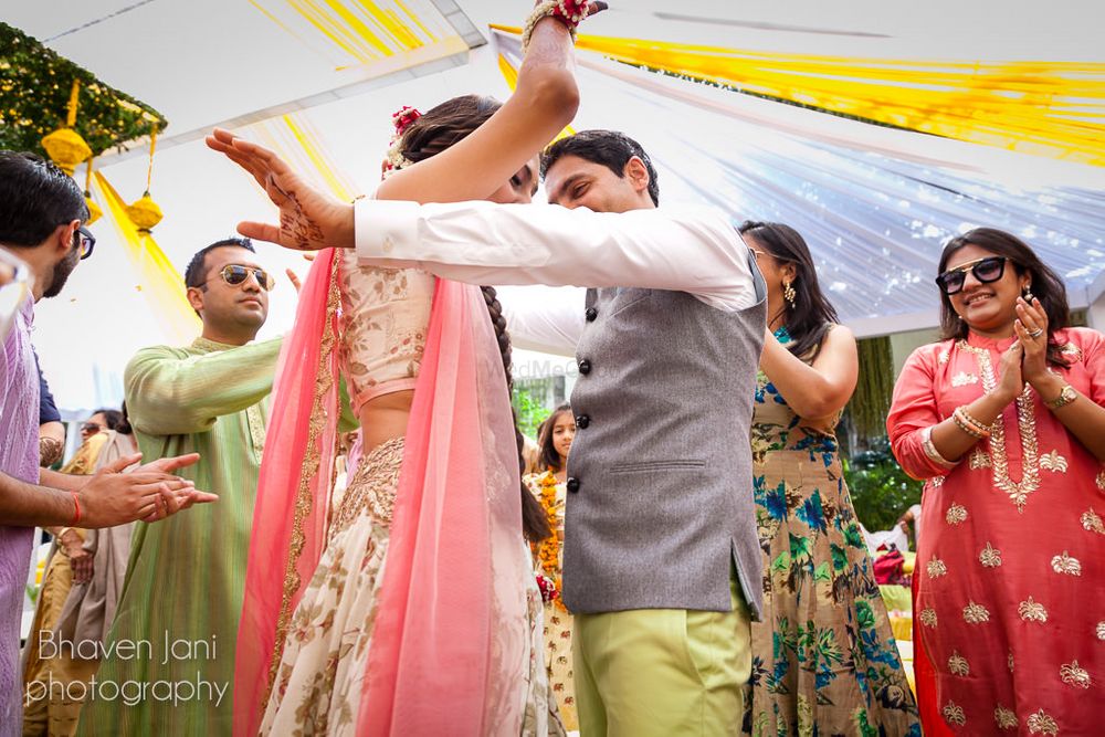 Photo From Rashi + Naren - By Bhaven Jani Photography 