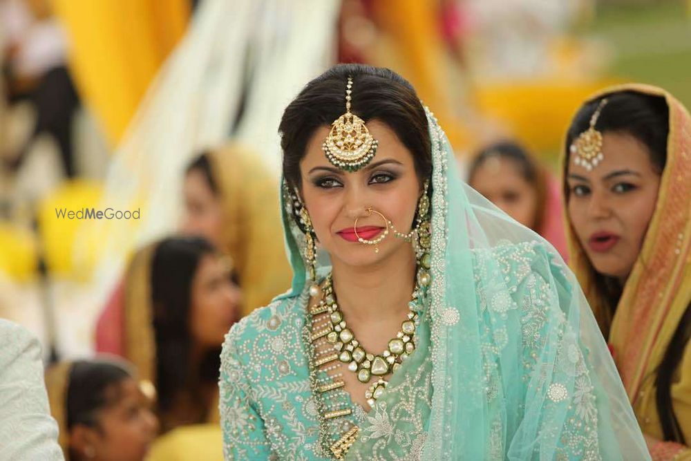 Photo From Suhina Kohl's wedding - By Makeup by Mrignaina