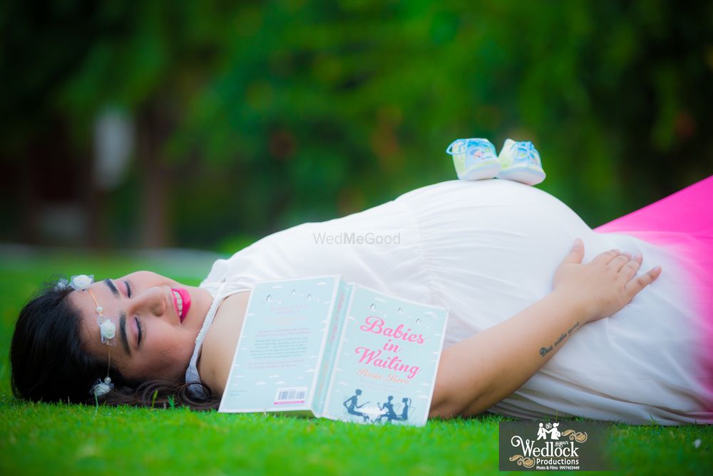 Photo From maternity shoots - By Wedlock Productions