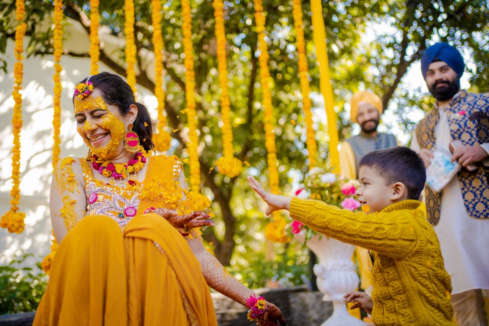 Photo From Anya and Harshil (Haldi and Chooda) - By Akhil Bagga Photography