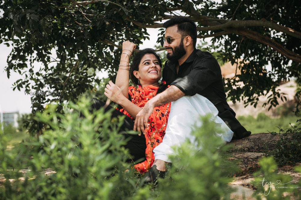 Photo From Akriti & Aditya's pre-wedding - By The Charming Gallery