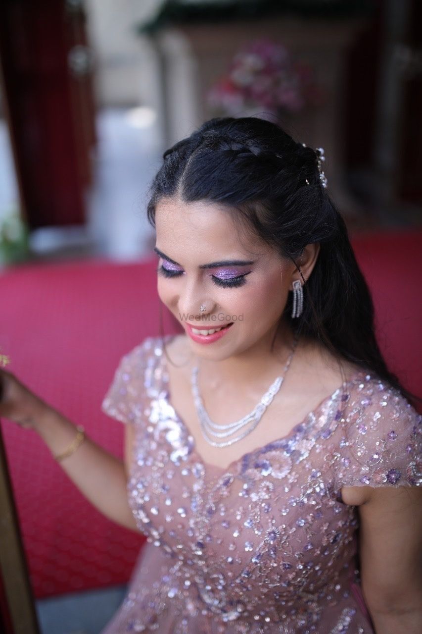 Photo From Engagement - By Makeovers by Amisha Chugh