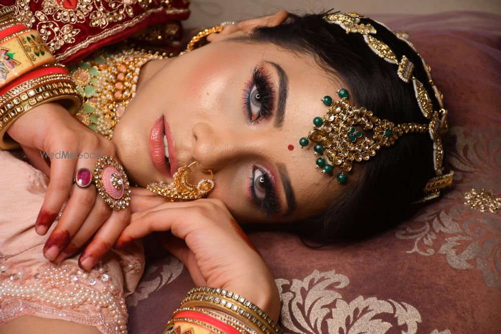 Photo From Bride Kanika - By Makeovers by Vaishnavi