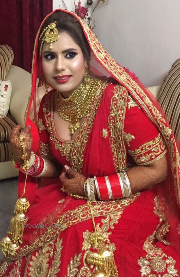 Photo From  Sapna Bride - By Richa Malik's Makeovers 