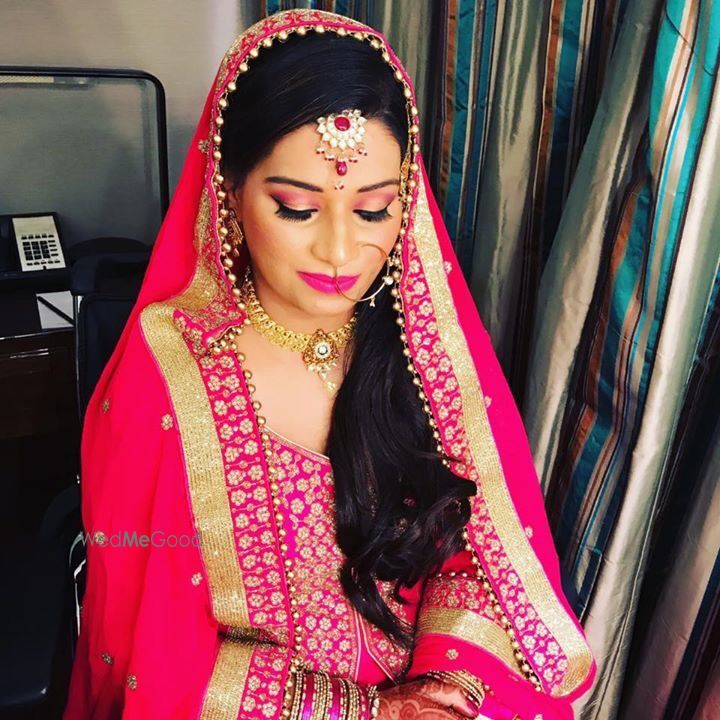 Photo From Muslim bridal makeup - By Richa Malik's Makeovers 