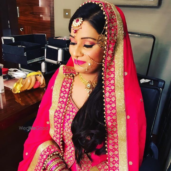 Photo From Muslim bridal makeup - By Richa Malik's Makeovers 