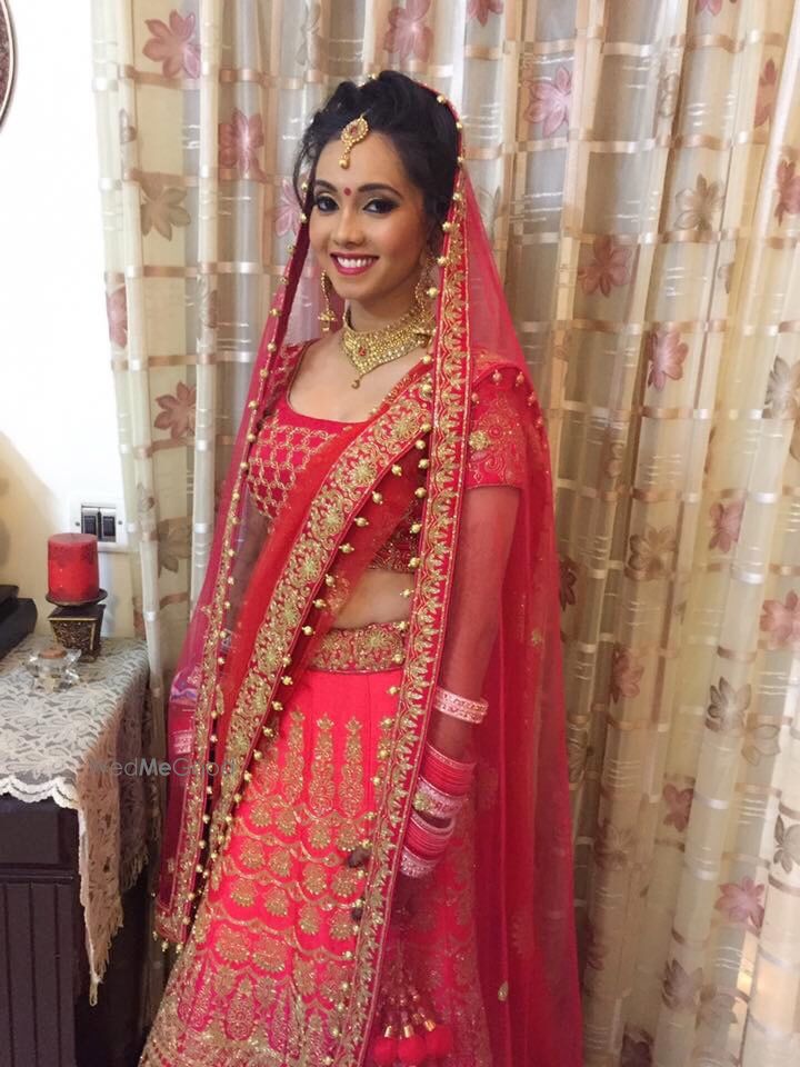 Photo From Prachi's wedding and engagement makeup  - By Richa Malik's Makeovers 