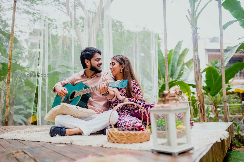 Photo From Akash Mahek's Prewedding at Honeybook Studio, Palghar - By Band Baaja Capture