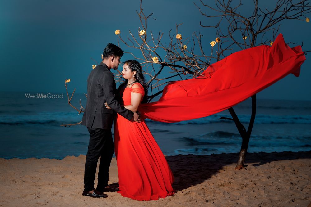 Photo From pre wedding photos - By Zoom in Studios