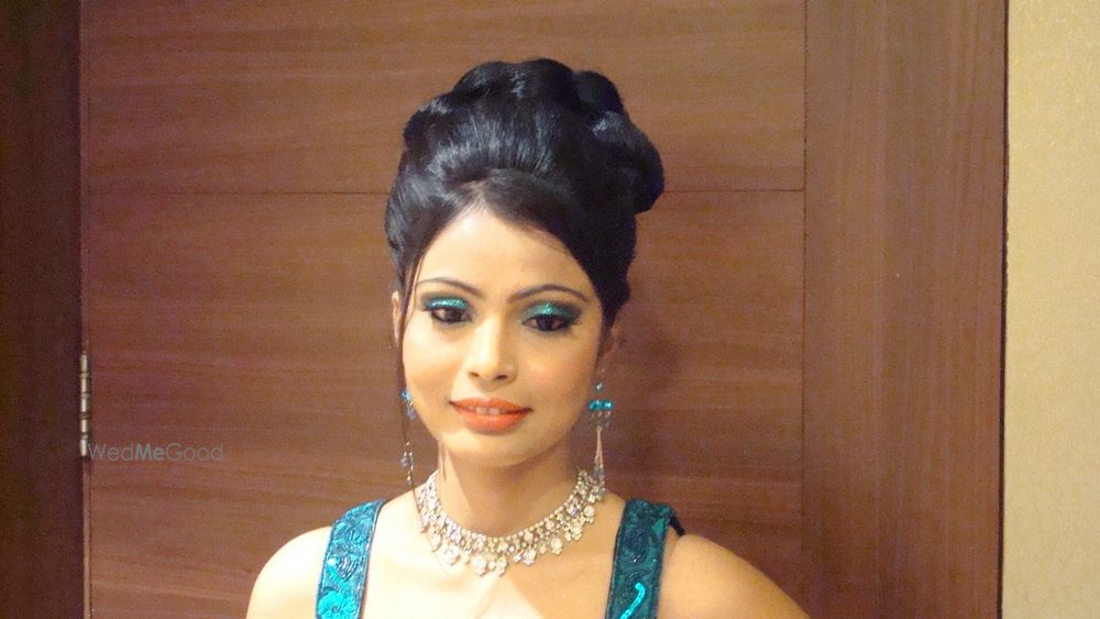 Photo From Beauty pageant makeup for model - By Richa Malik's Makeovers 