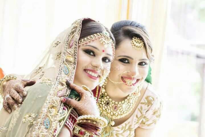 Photo From Trusha wed Rohit - By Raza & Rose Makeovers