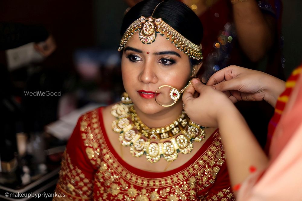 Photo From North Indian Bridal Makeup - By Makeup by Priyanka