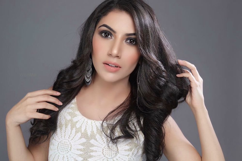 Photo From photoshoots - By Avi Deol Makeup and Hair Stylist 