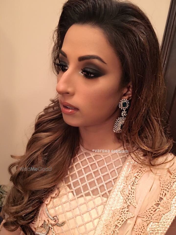 Photo From Engagement Makeup - By Varsha Gidwani