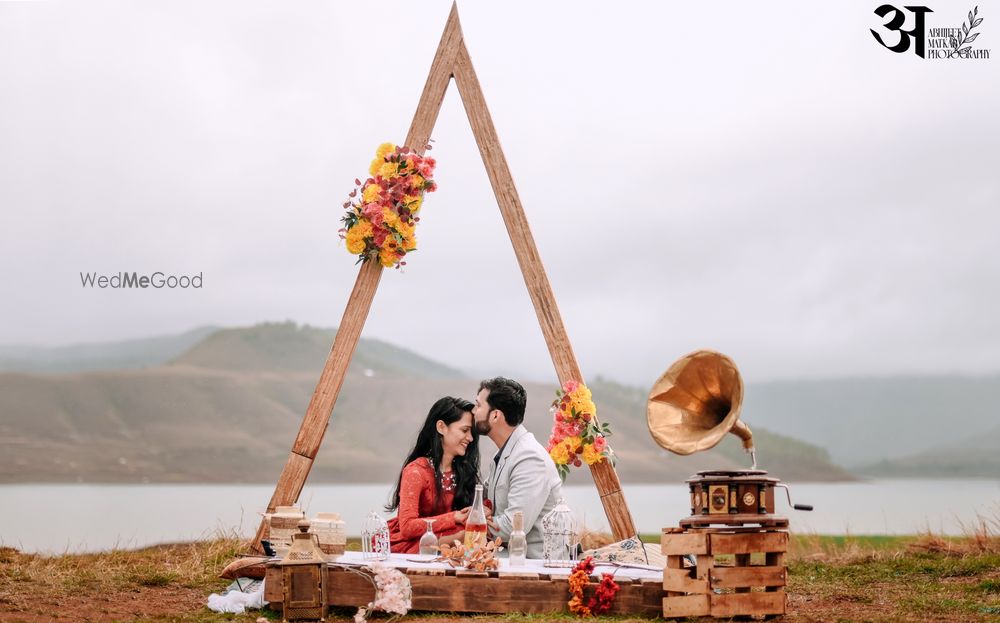 Photo From Pre-wedding of Vikram and Komal - By Abhijeet Matkar Photography