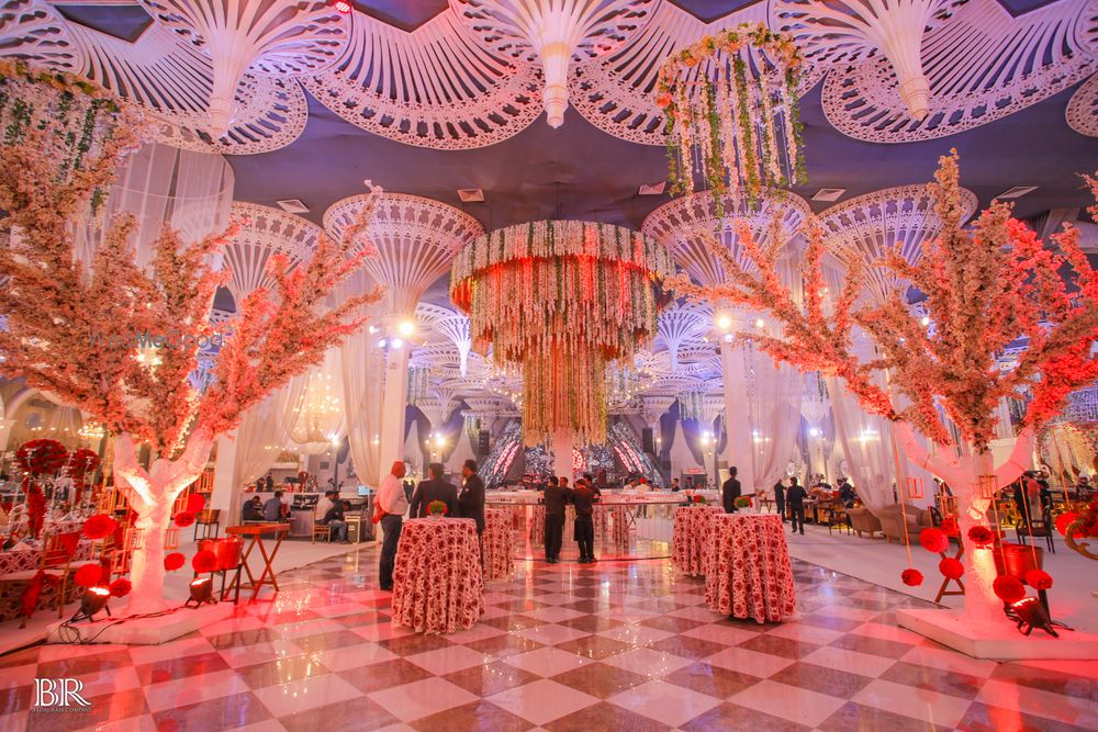 Photo From Red Rose Theme - By The Ritz by Ferns N Petals