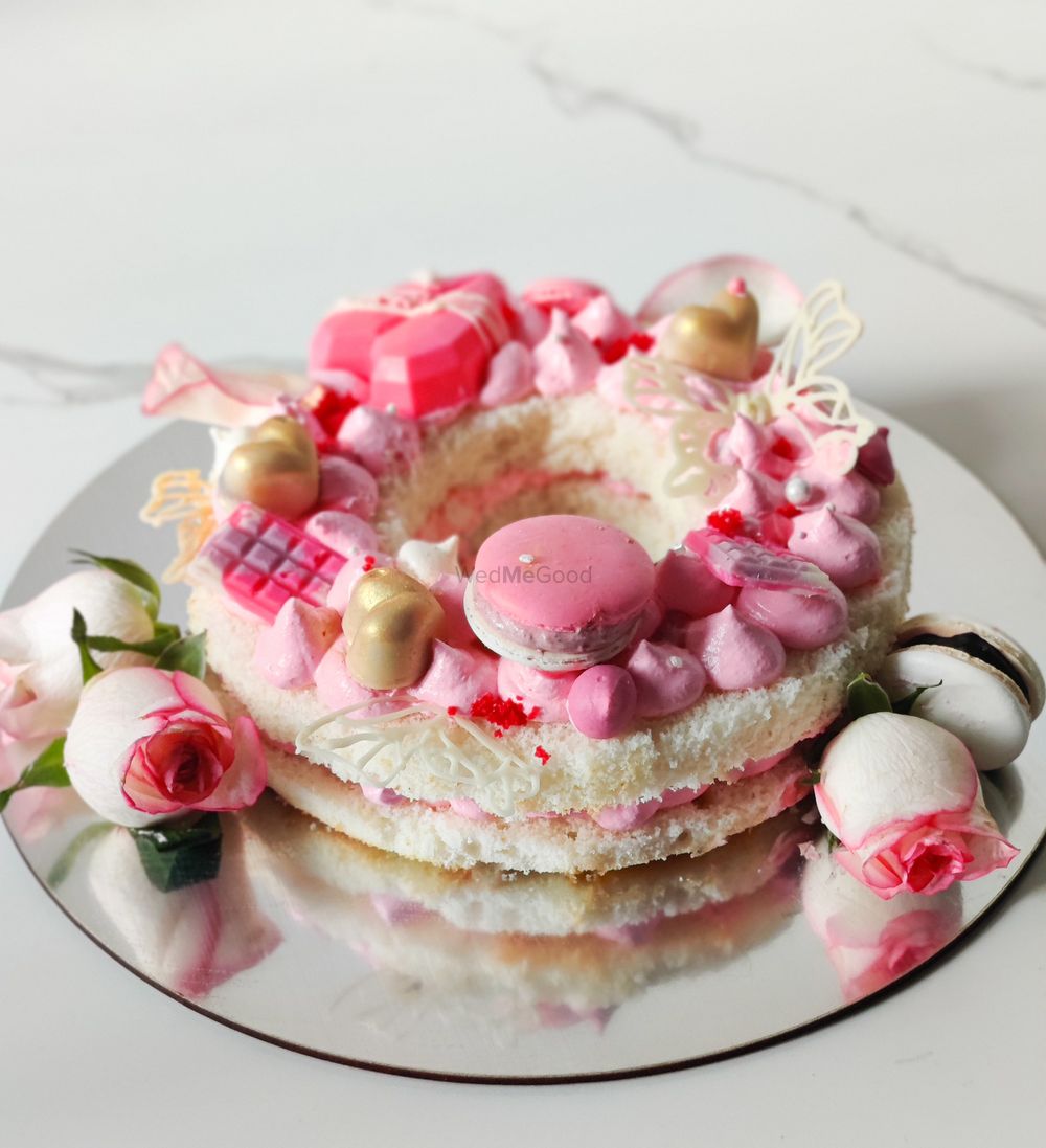 Photo From Cakes for her - By The Whiskology