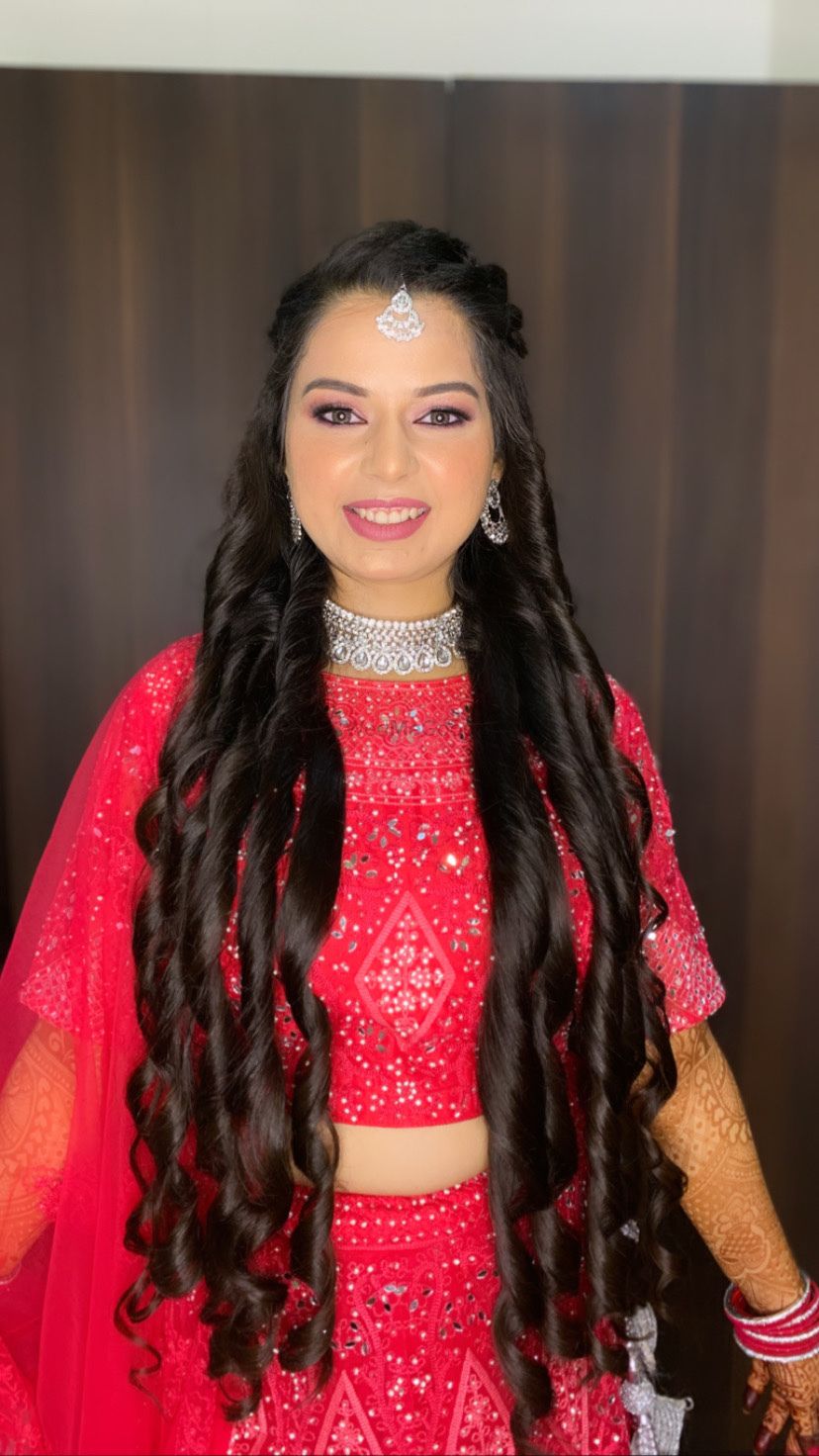 Photo From Shinjinee’s sangeet look - By Aayushi Makeovers