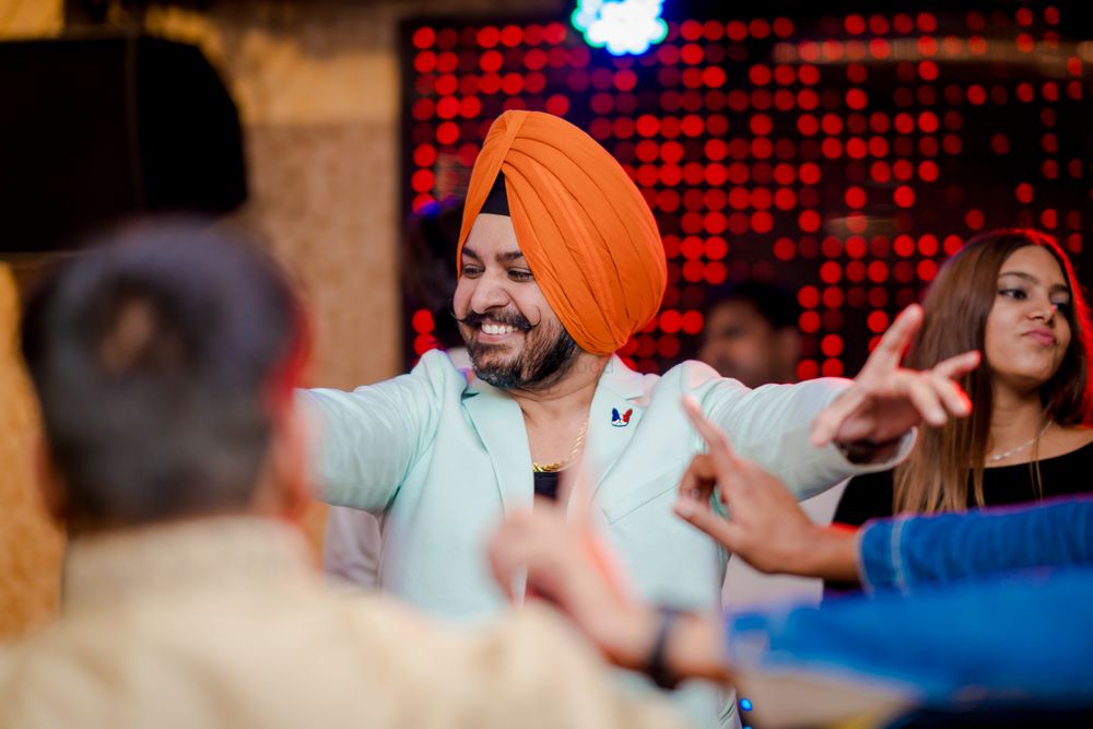 Photo From Shivani and Akshay (Youngsters and Mehendi Night) - By Akhil Bagga Photography