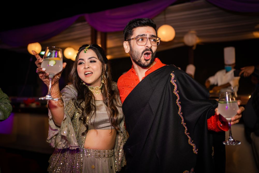 Photo From Shivani and Akshay (Youngsters and Mehendi Night) - By Akhil Bagga Photography