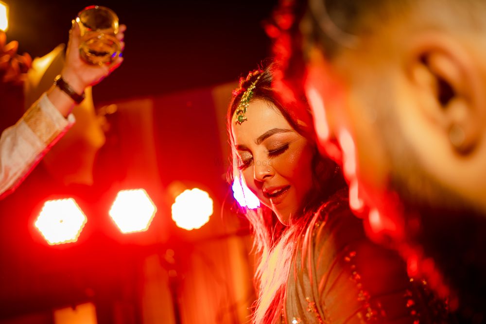 Photo From Shivani and Akshay (Youngsters and Mehendi Night) - By Akhil Bagga Photography