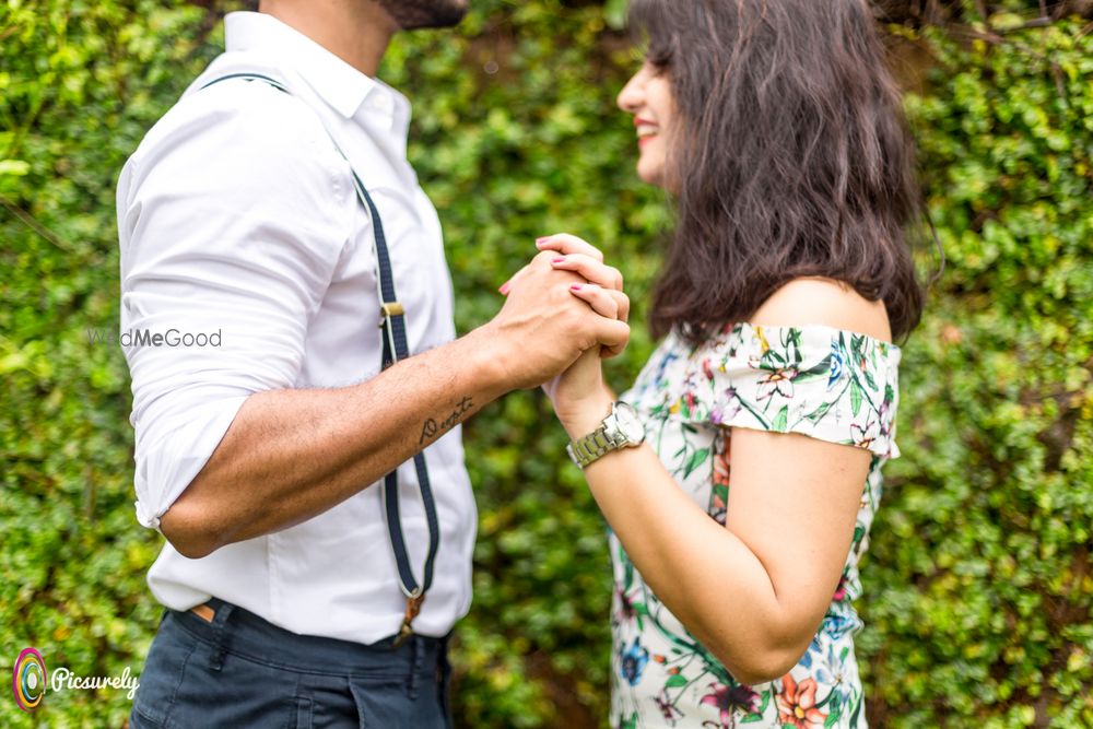 Photo From Mohit & Vaidehi Pre Wedding - Mumbai - By Picsurely