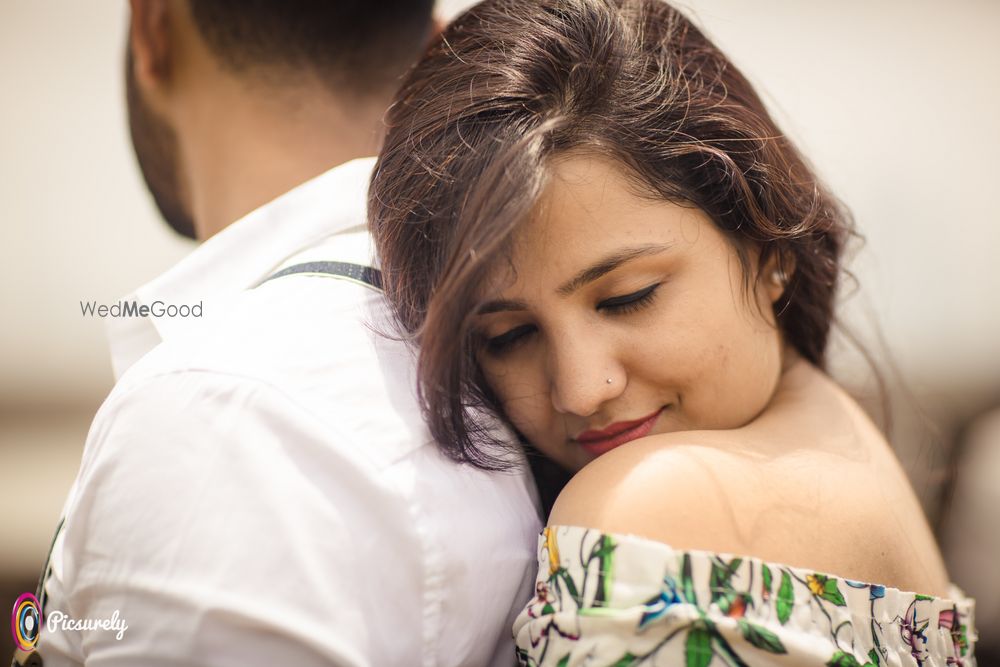 Photo From Mohit & Vaidehi Pre Wedding - Mumbai - By Picsurely