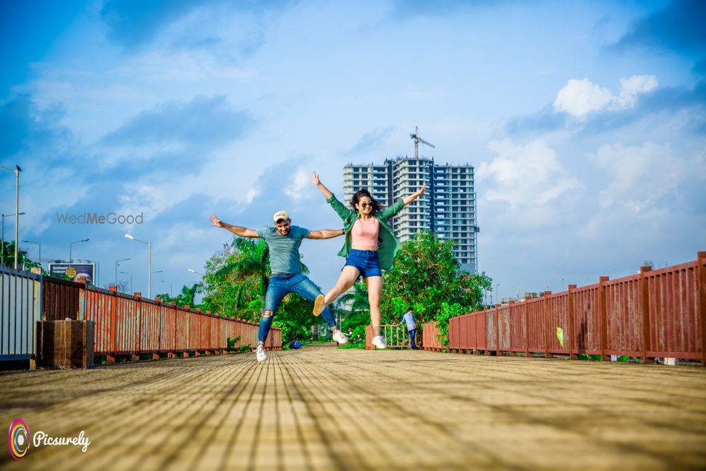 Photo From Mohit & Vaidehi Pre Wedding - Mumbai - By Picsurely