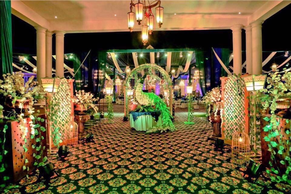 Photo From EMPECCABLE FLORAL PANACHE THEME - By Bhasin's Luxury Wedding Planner & Designer