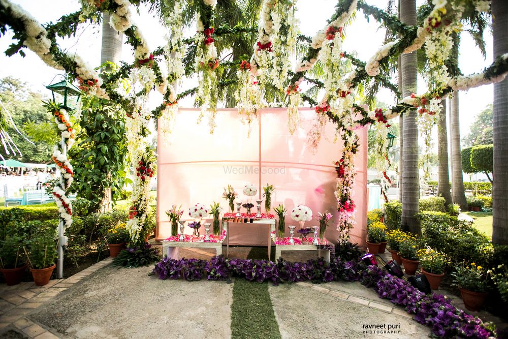 Photo of Mehendi entrance floral decor