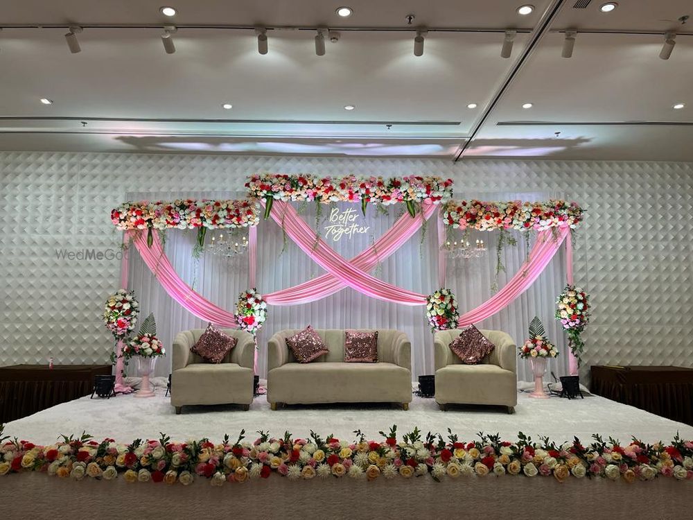 Photo From Wedding Stage - By Uours Decorator