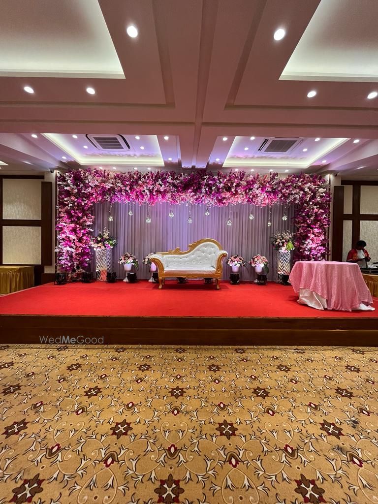 Photo From Wedding Stage - By Uours Decorator