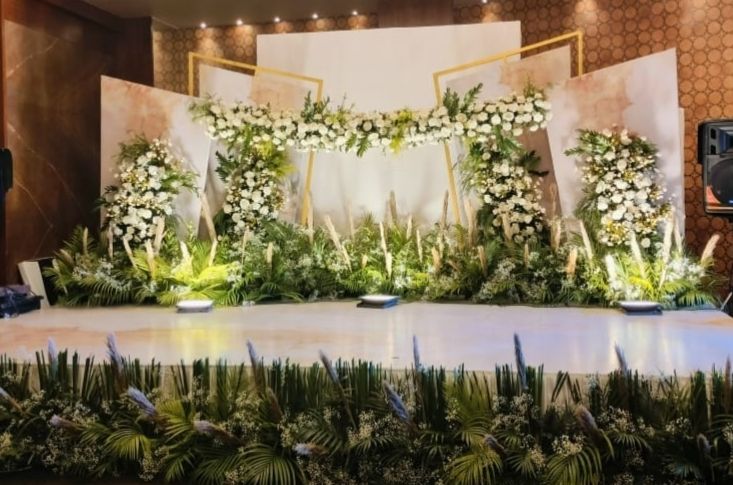 Photo From Wedding Stage - By Uours Decorator