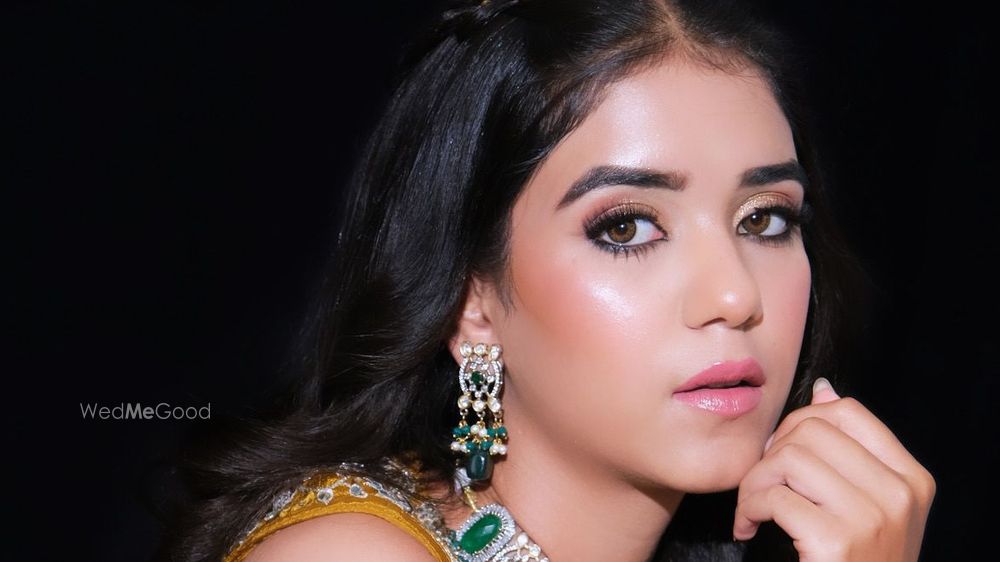 Makeup by Nikita Wadhwani
