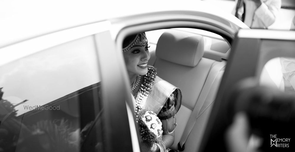Photo of Beuatiful black and white bride shot