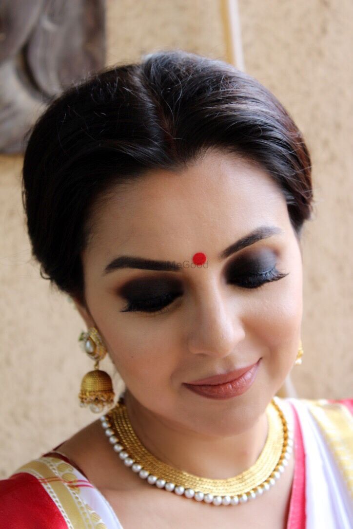 Photo From Durga Puja  - By Ayesha - Make-Up & Hair