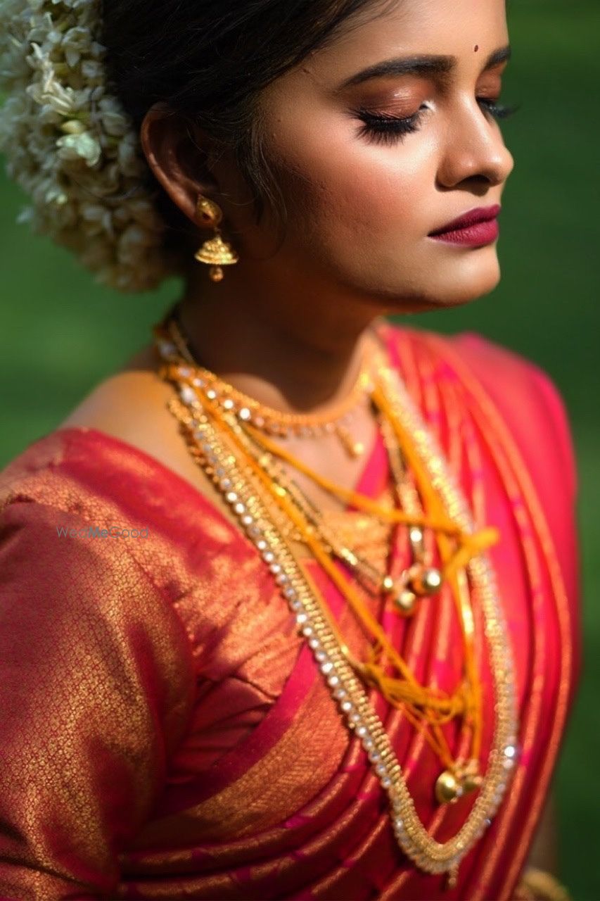 Photo From Ashwini Wedding makeup  - By Sonal Burde