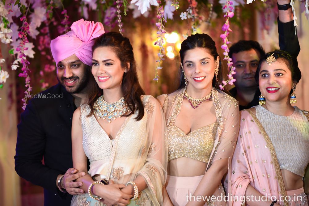 Photo of Esha Gupta at wedding