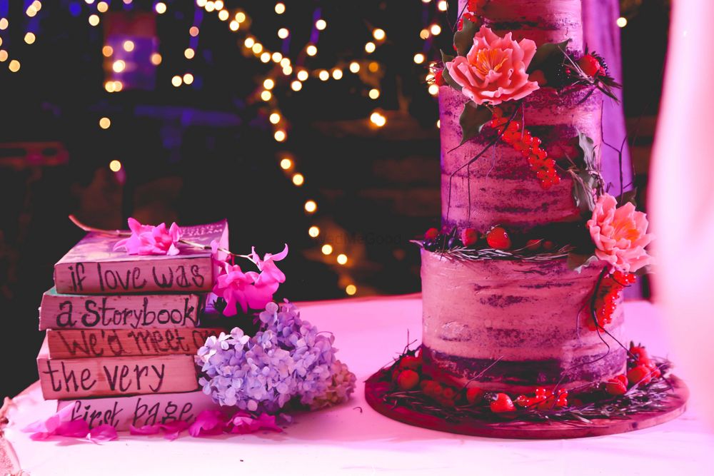 Photo of cake table