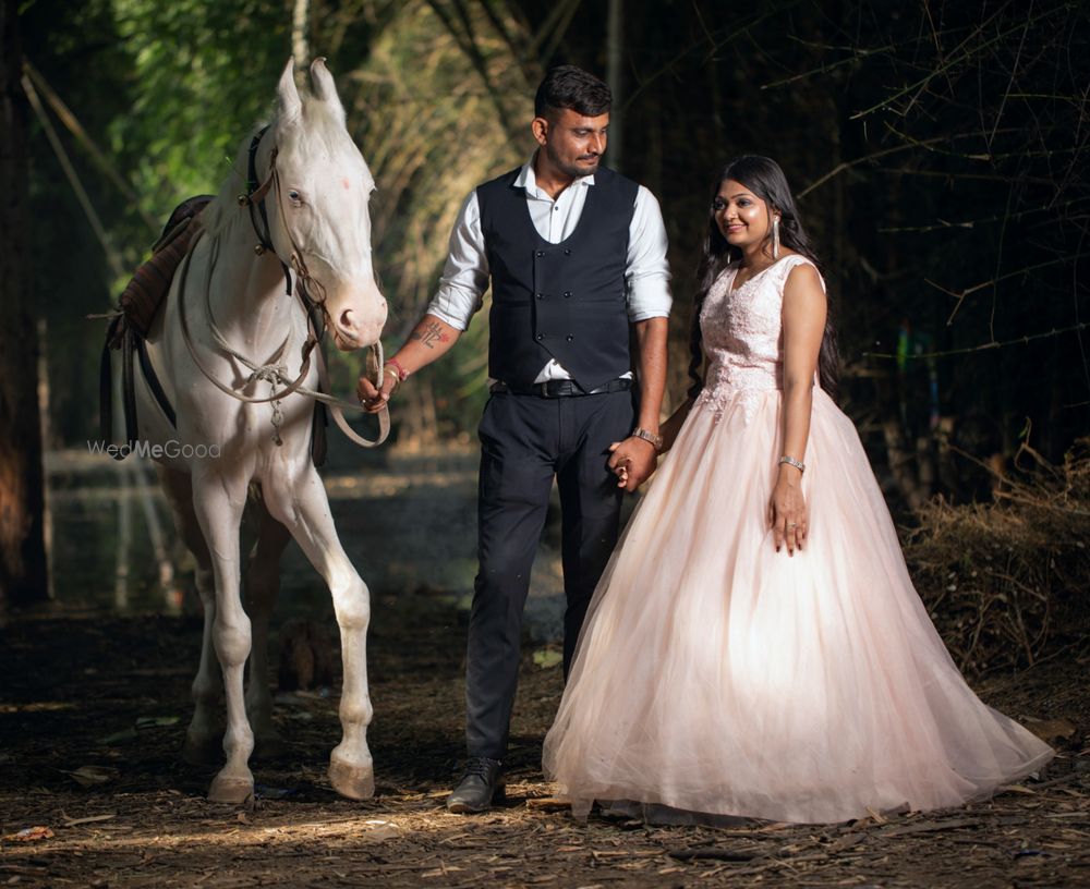 Photo From PRE-WEDDING - By Glamifyindore