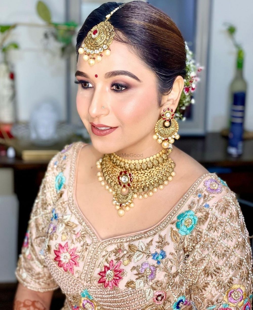 Photo From Bridal portraits  - By Makeovers by Amisha Chugh