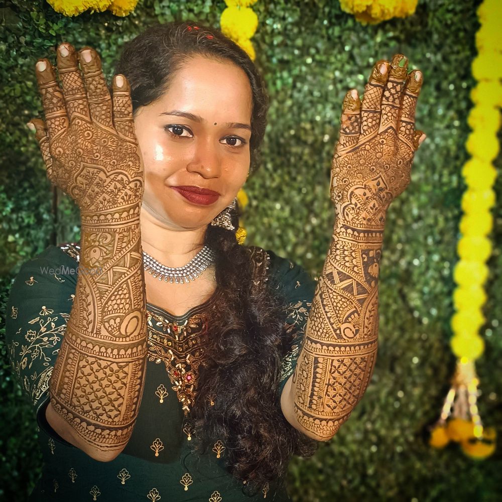 Photo From bridal mehendi - By Neeliksha Mehendi Designer