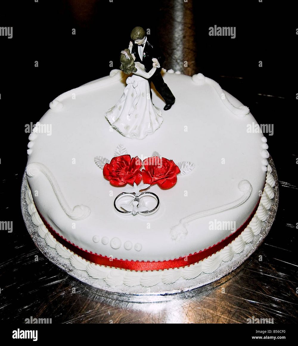 Photo From Wedding Cakes - By Calcutta Cuisine