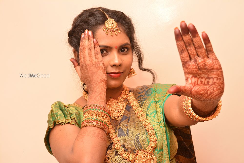 Photo From Jansi's Engagment - By Bridal Makeup by Sharmilaa