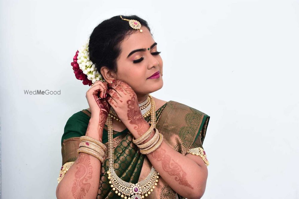 Photo From Mohana's Engagement - By Bridal Makeup by Sharmilaa