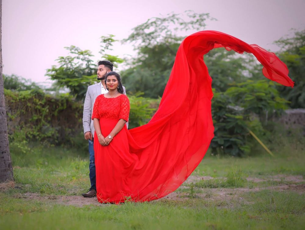 Photo From Pre-wedding Photo shoot - By Bridal Makeup by Sharmilaa