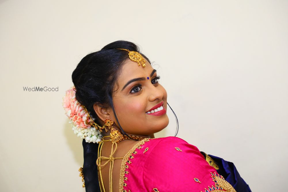 Photo From Swathis's Engagement - By Bridal Makeup by Sharmilaa